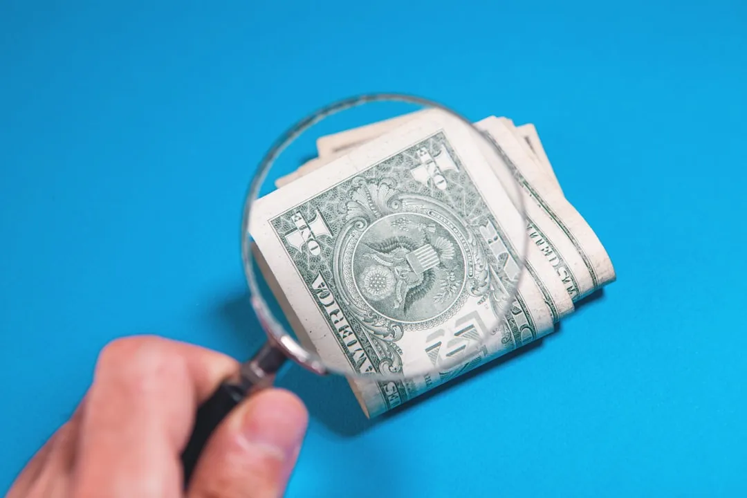 铝合金推拉窗与平开窗技术对比:型材结构与密封性能分析